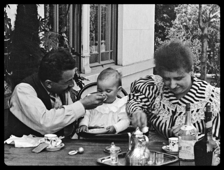 Le repas de bébé, Louis Lumière, 1895